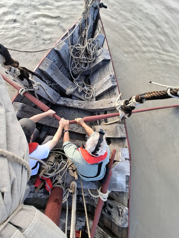 Essai de navigation aux avirons à partir des apotureaux.